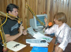 2006 DE PIEL A PIEL EN LA RADIO. DR. HUGO CELIS. EPIDEMIOLOGO. MRGO. 28 03 06